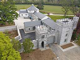 acastle 192600.jpg